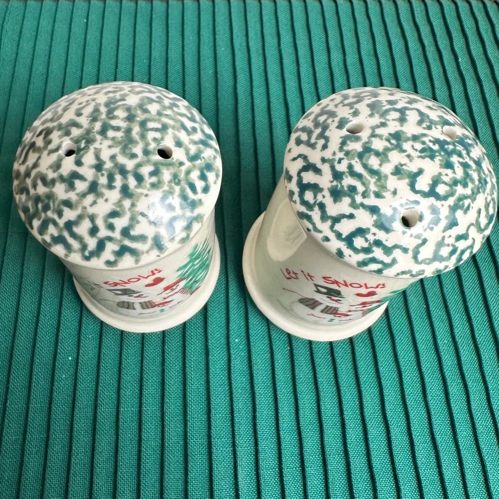 Christmas Snowman Salt & Pepper Shakers Set 